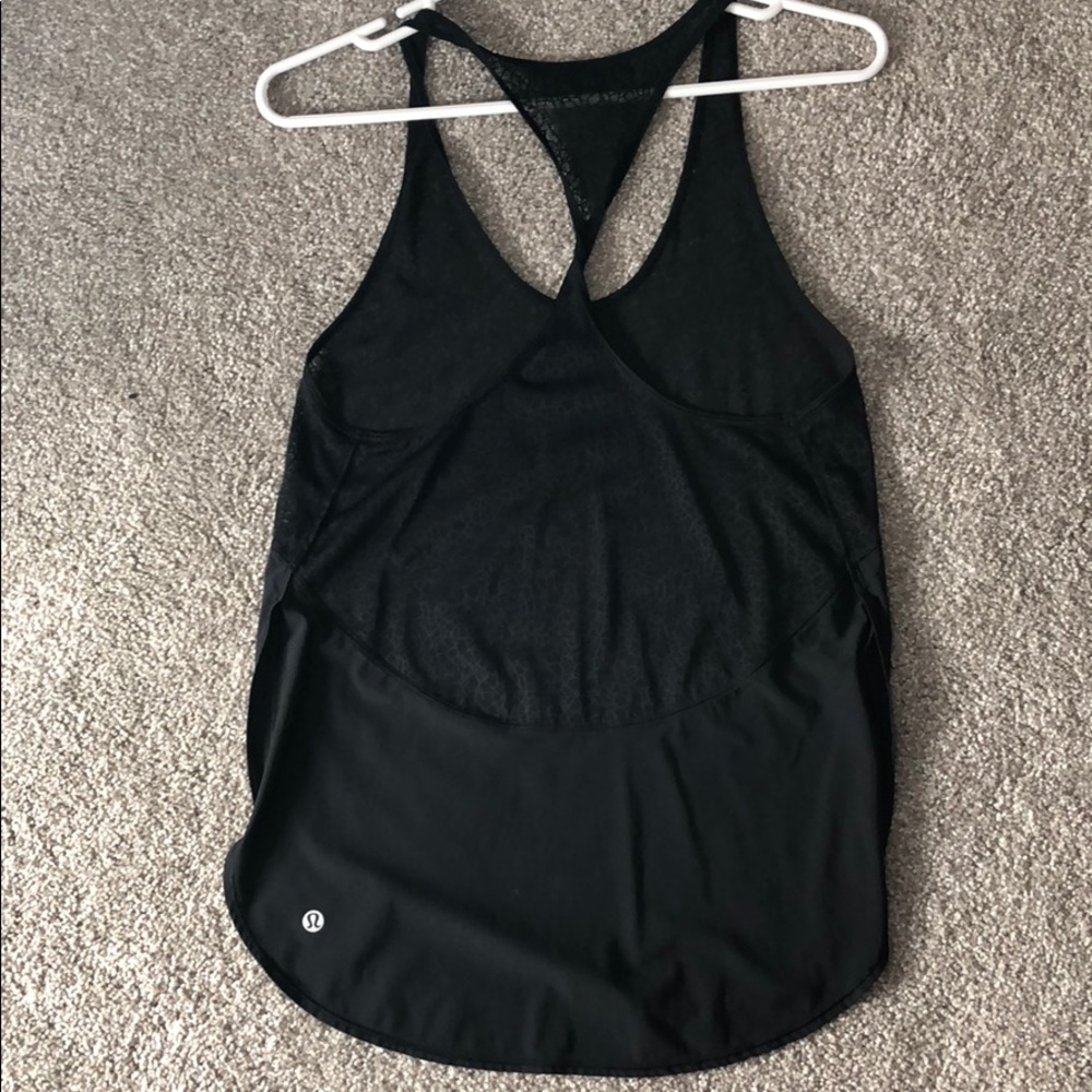 Lululemon twist and train tank- black size 4
